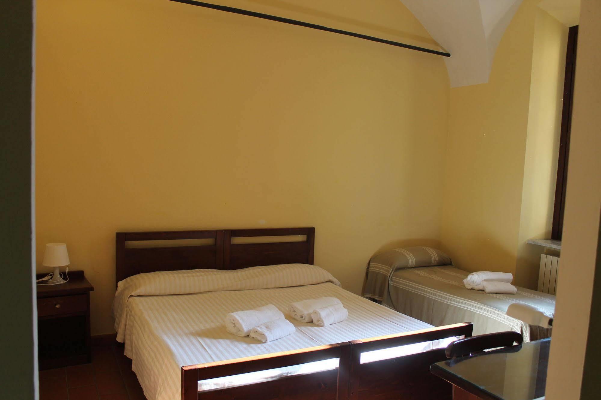 Hotel La Meridiana أكوي تيرمي المظهر الخارجي الصورة