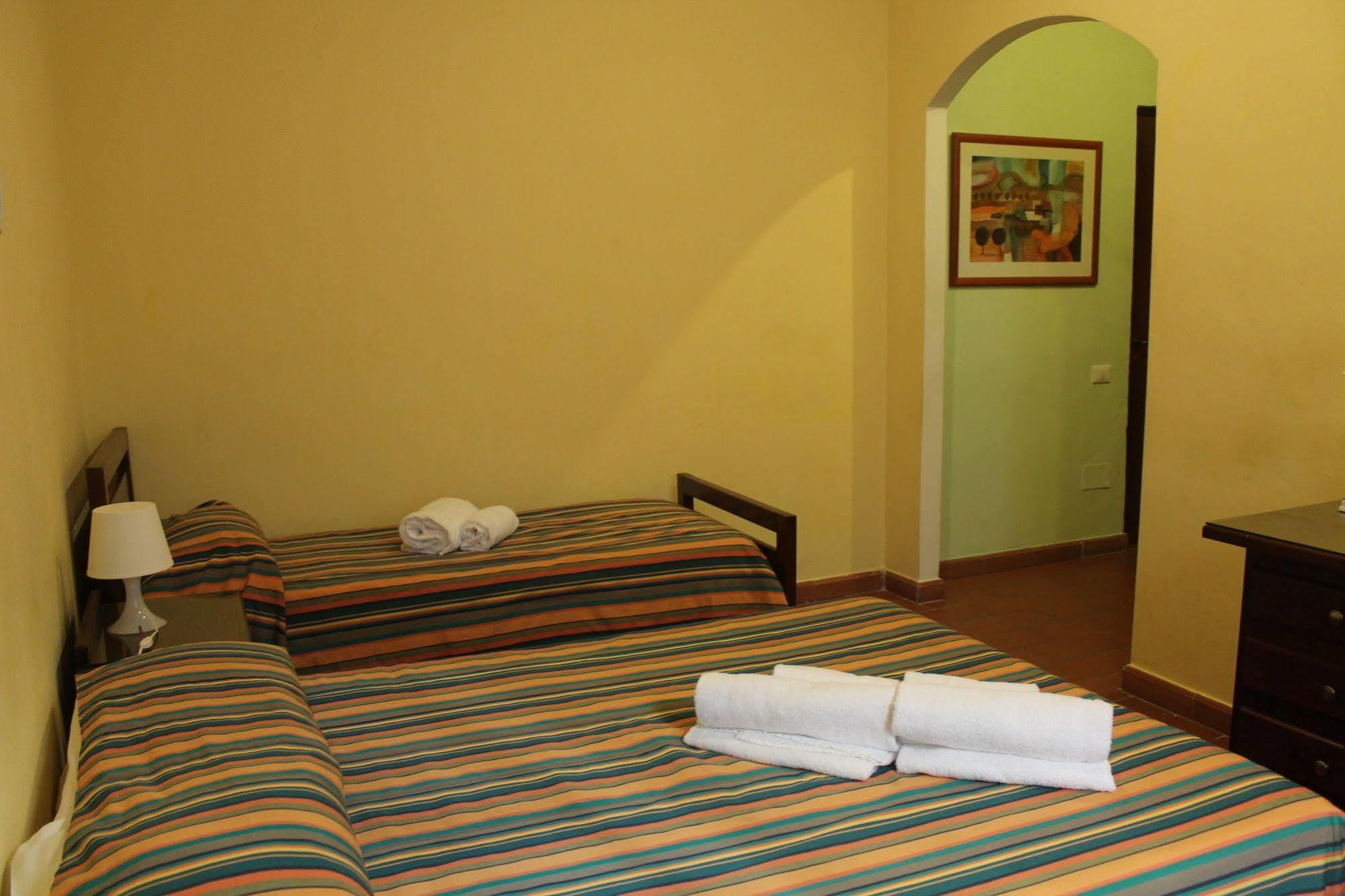Hotel La Meridiana أكوي تيرمي المظهر الخارجي الصورة